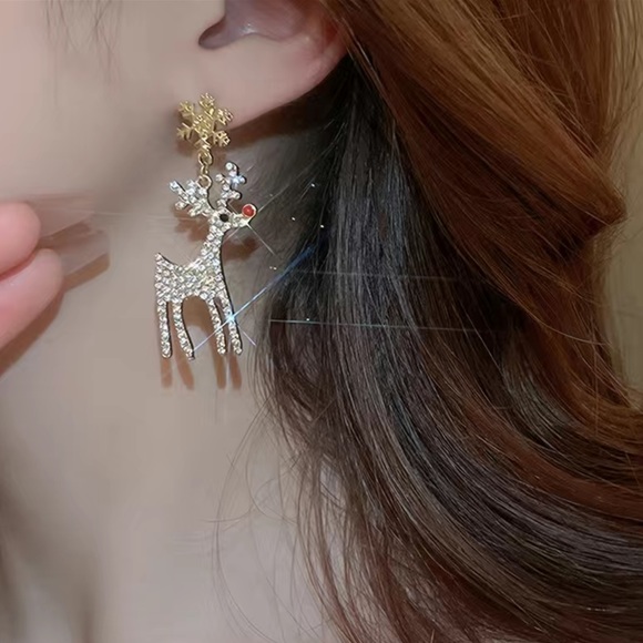 🎄 Gold Tone Sparkling Rudolph The Red Nosed Reindeer Earrings - Picture 3 of 13